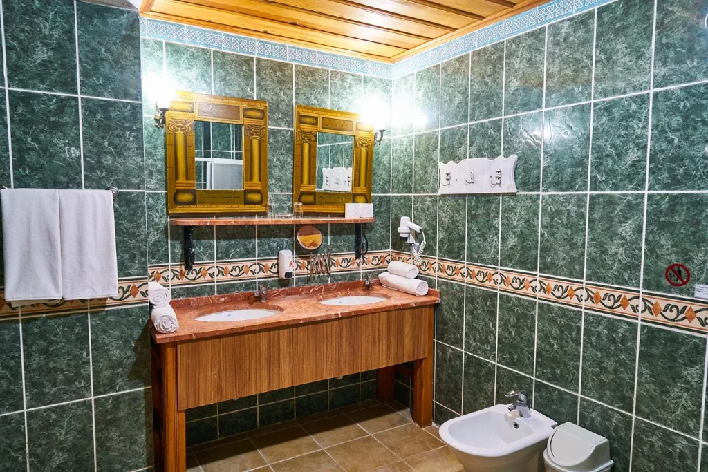 Bathroom Mirror Faucet