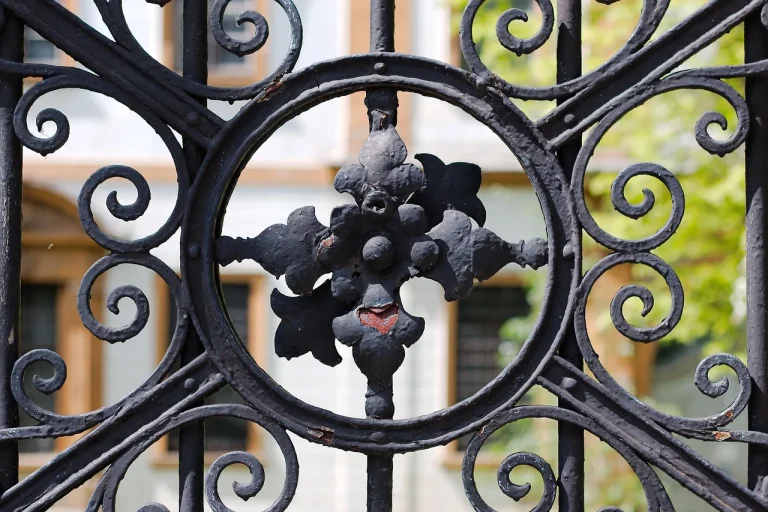 Classic Gate Vintage House