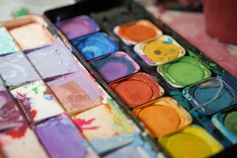 Cleaning House Painting
