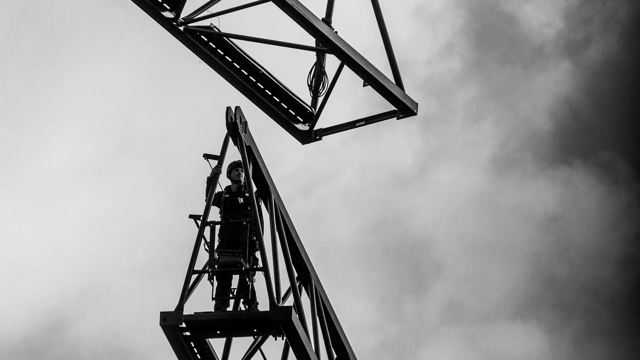Construction Worker Installation Process
