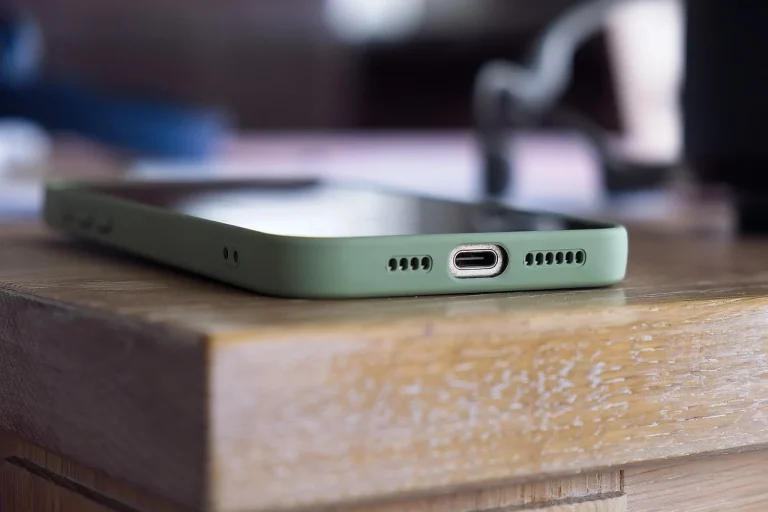 Customer Review Smartphone Feedback