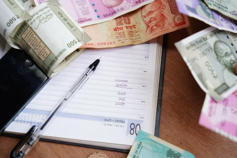 Money Savings Calculator