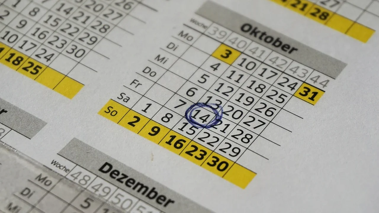 Calendar House Renovation Construction Planning