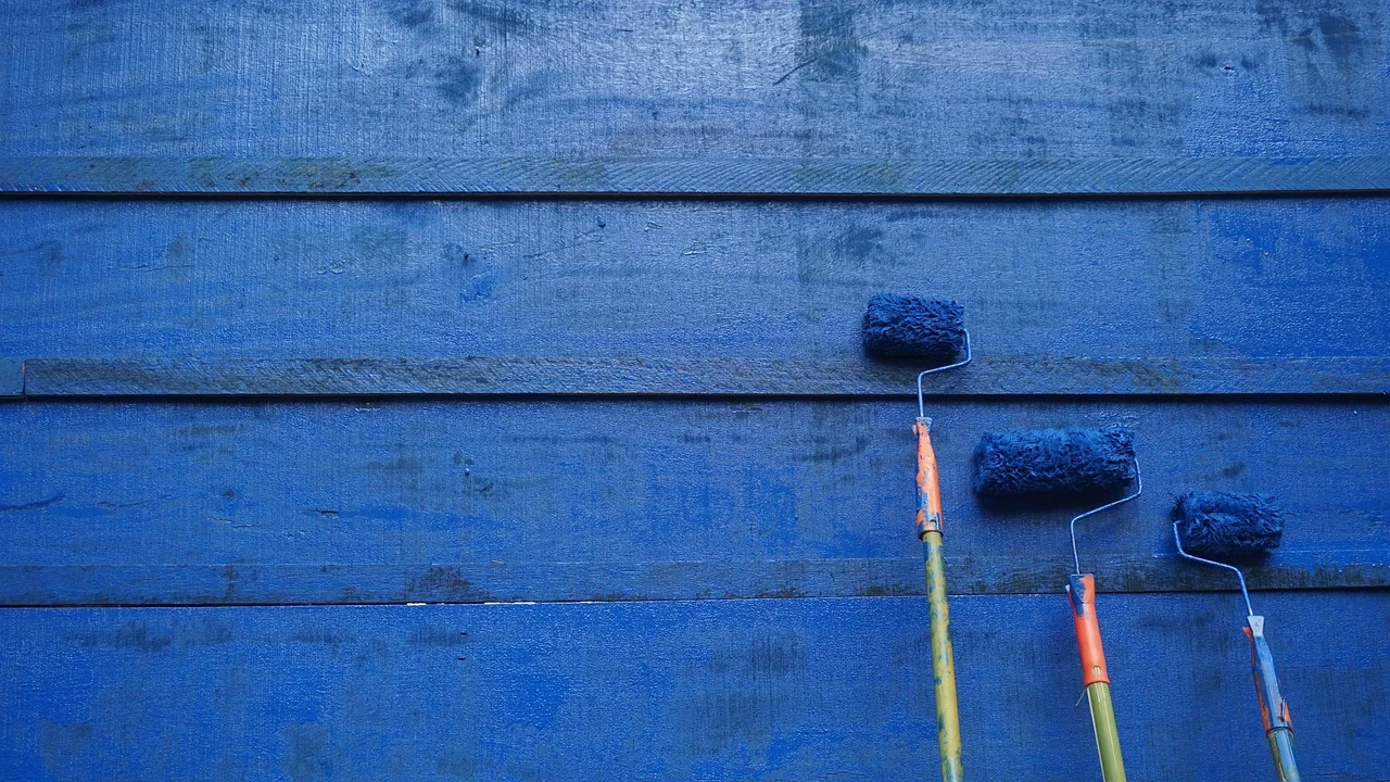 Cleaning Wall Fresh Paint