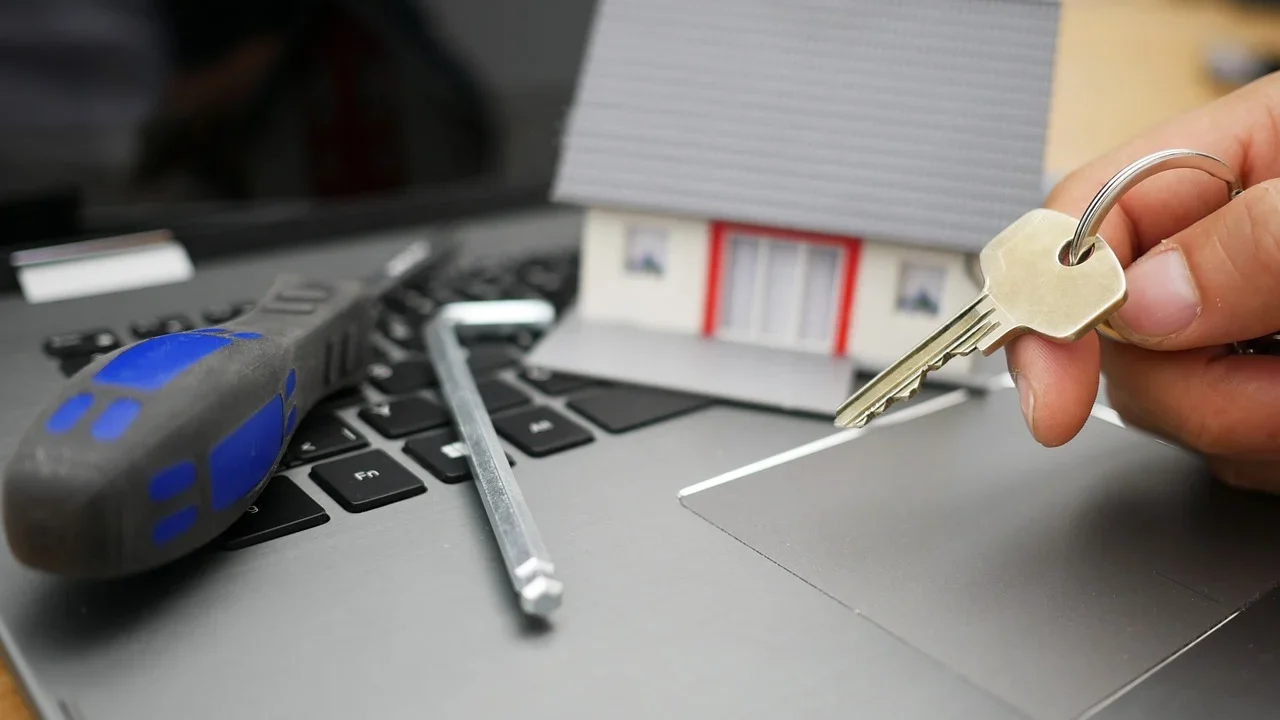 Happy Client House Key