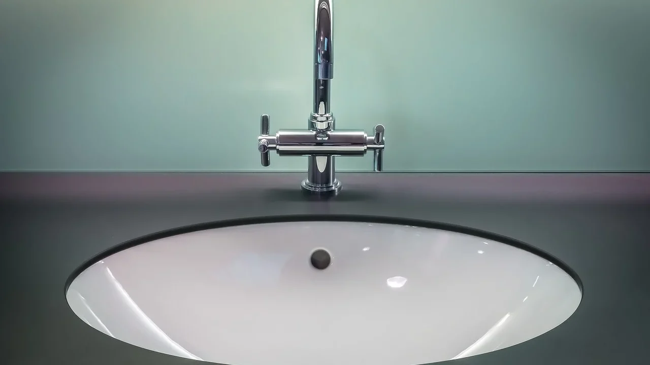 Leaky Bathroom Water Damage